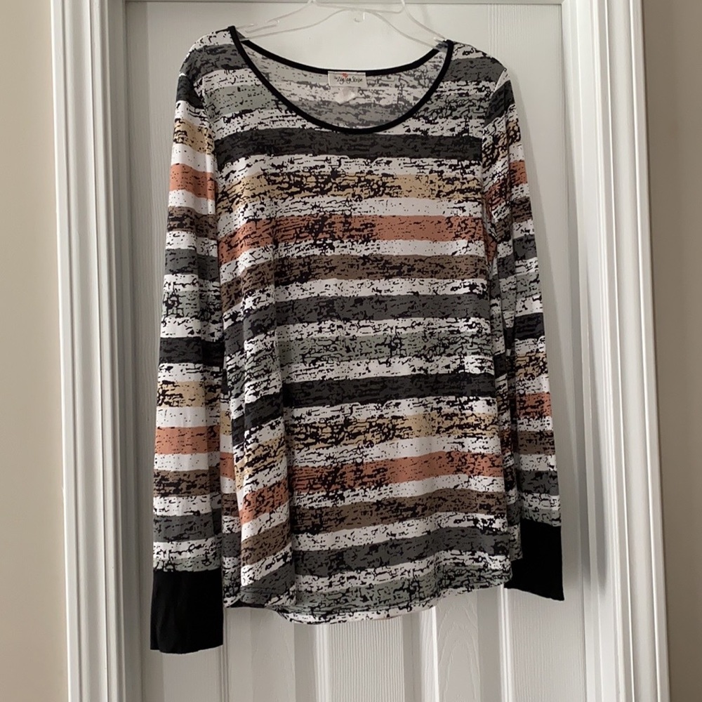 Cute comfy top